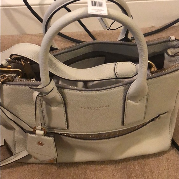 Marc Jacobs Handbags - Marc Jacobs Recruit East West Tote